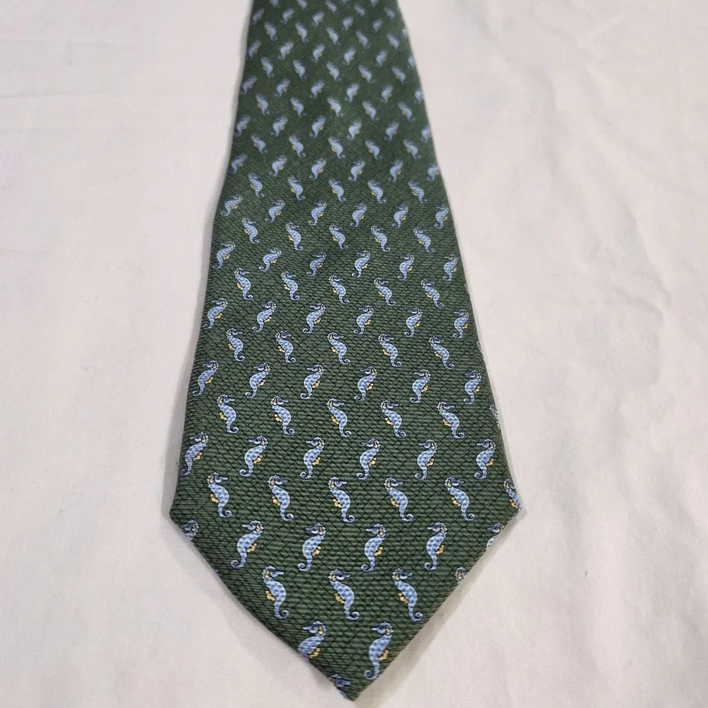 Filo A Mano Silk Tie Seahorse Pattern Green Hand Tailored by‎ Tom James Luxury
